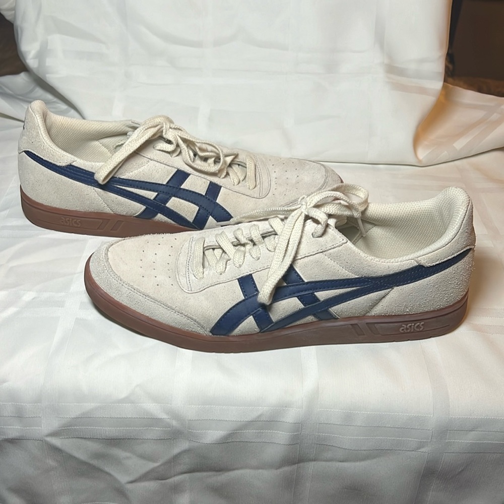 Men’s ASICS Gel us sz 11.5 color Birch/ peacot -white